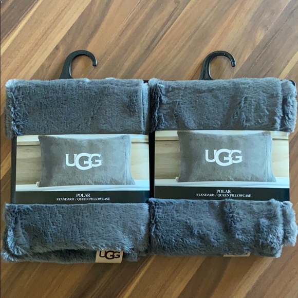 UGG Bedding Ugg Polar Pillowcases In Charcoal Poshmark